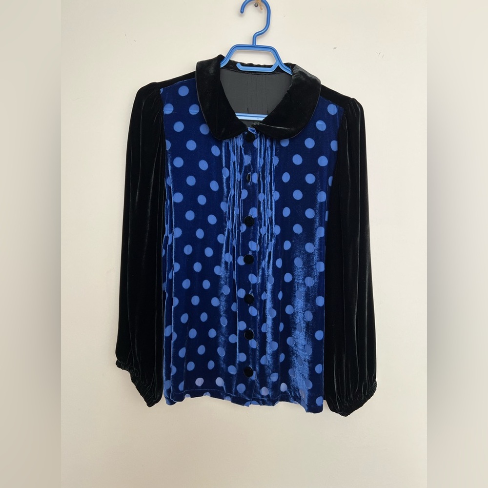 Vintage Peter Pan collar polka dot blouse